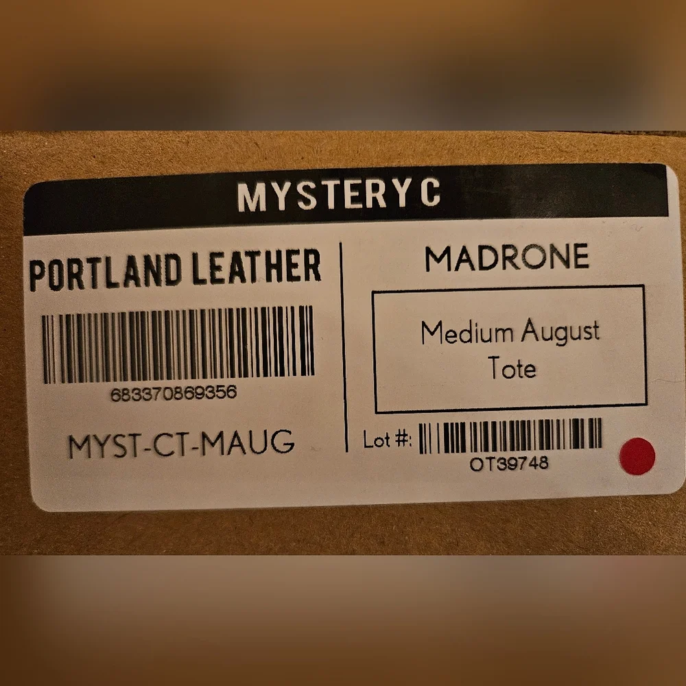 Portland Leather Medium August Tote in Madrone - Picture 2 of 7